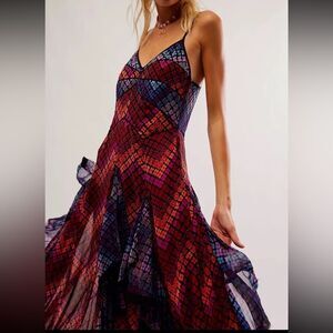 NWOT Free People Honey Bee Printed Maxi Dress in Wine Combo